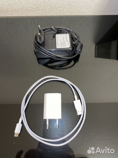 Беспроводная зарядка Interstep 10DQI PRO