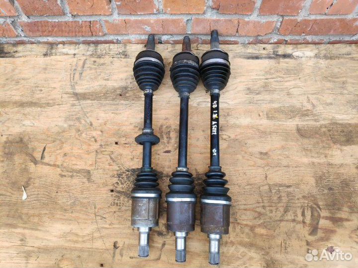 Привод левый Honda Civic 4D 1.8 2006-2015