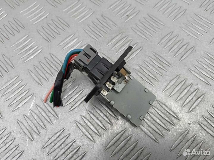 Резистор отопителя Kia Sportage 3 SL