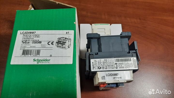 Контактор schneider electric lc2d09m7 кат. 220В