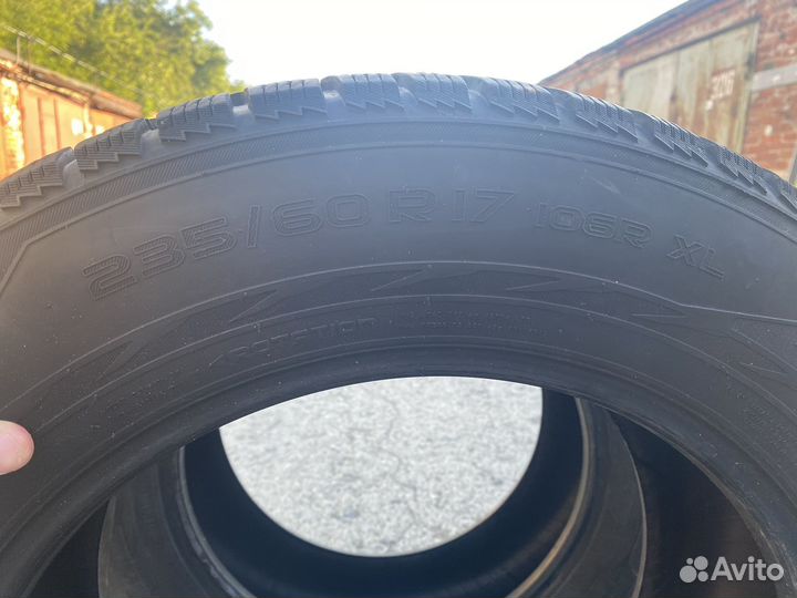 Nokian Tyres Hakkapeliitta 2 260/60 R17 106