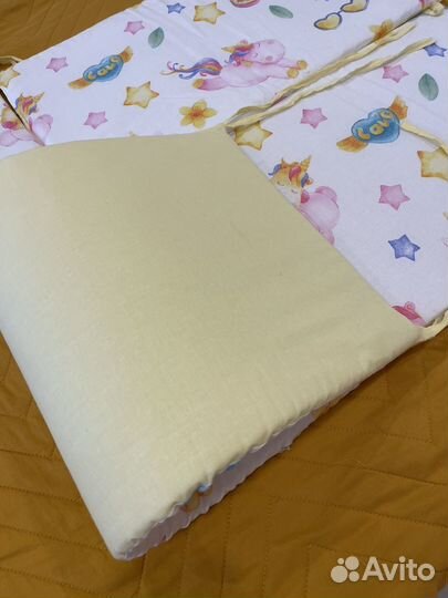 Бортики на детскую кроватку