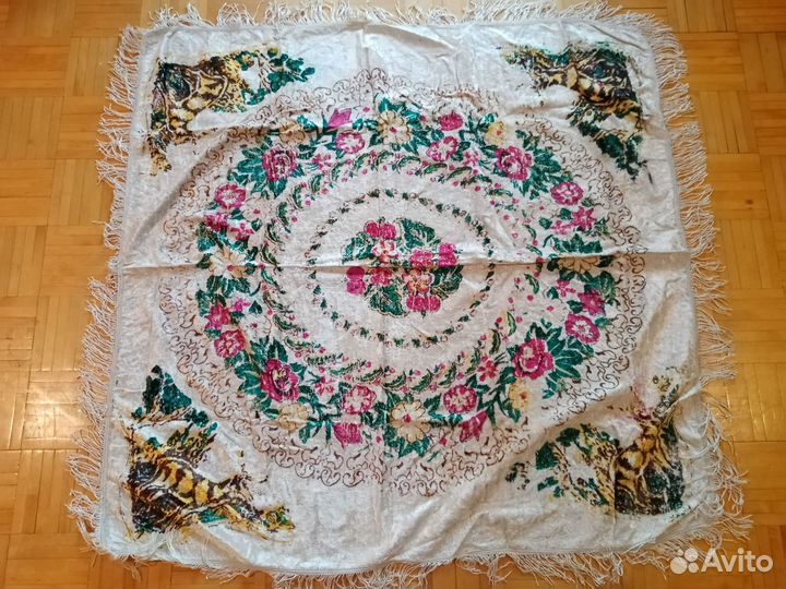 Скатерть плюшевая СССР. Винтажная. Лот 4