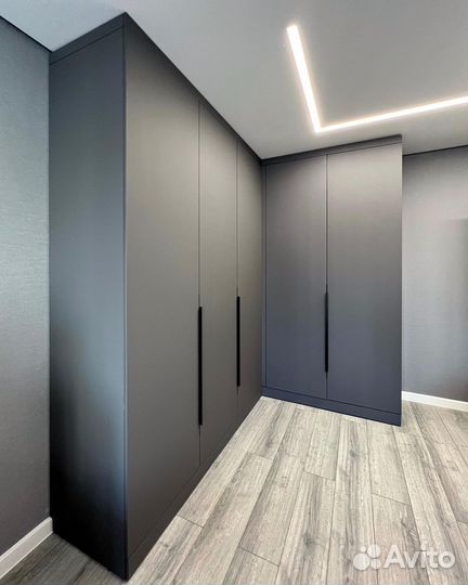 Шкаф угловой серый