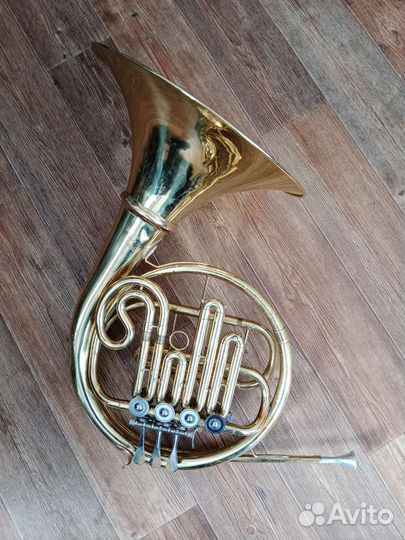 Валторна. Строй В