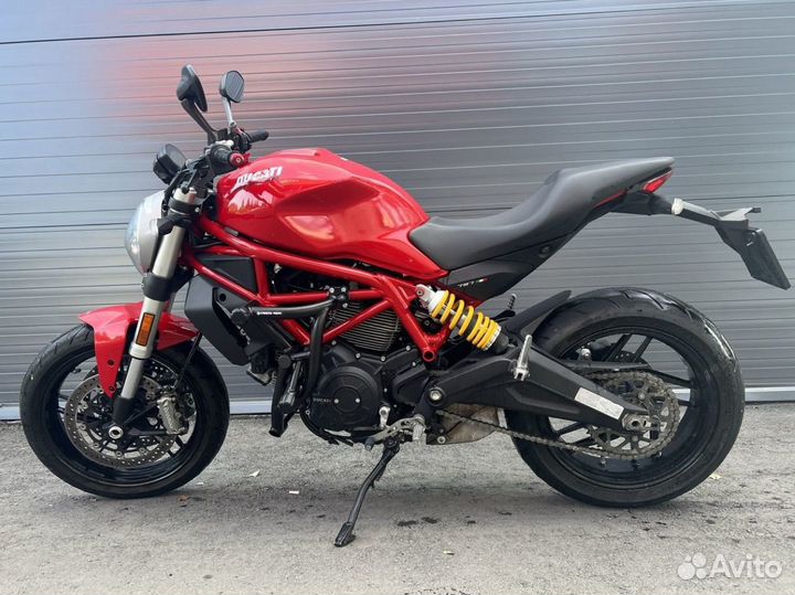 Ducati monster 797