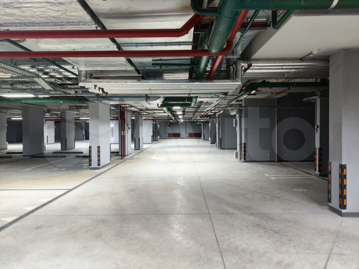 Машиноместо, 14 м²