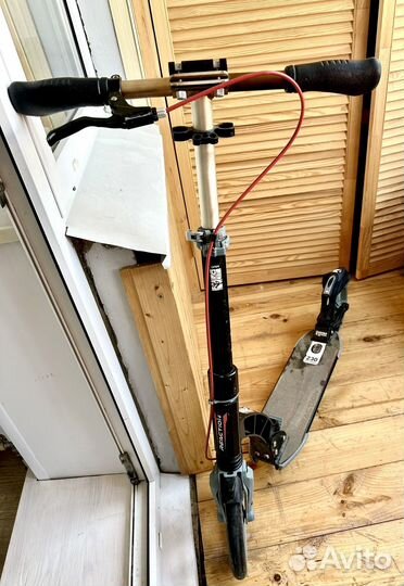 Самокат Reaction 230