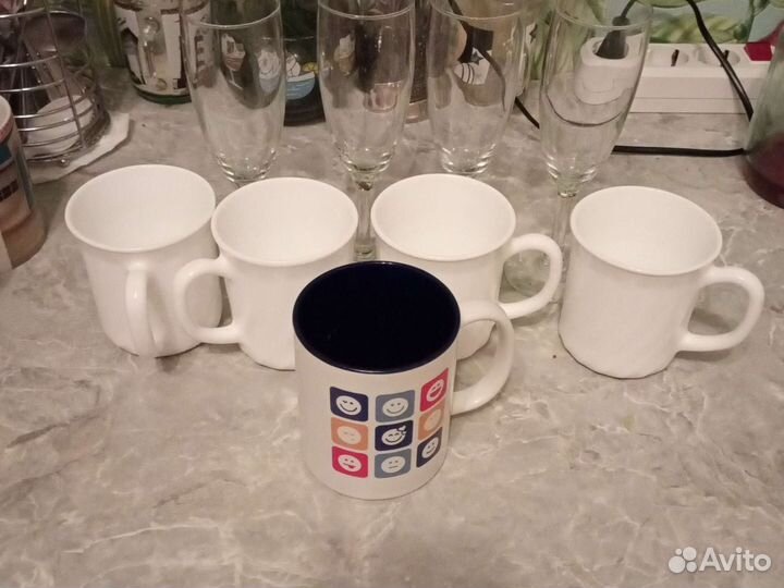 Чашки и бокалы