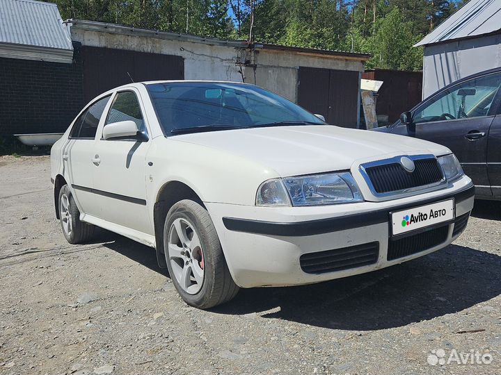 Skoda Octavia 1.6 МТ, 2002, 350 000 км