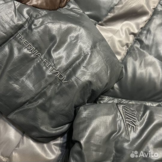 Пуховик Nike therma fit