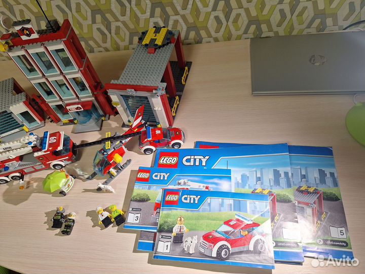 Lego city пожарная часть 60110