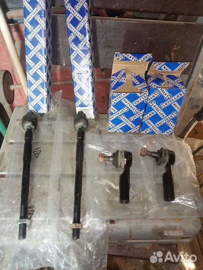 Тяга рулевая и наконечник