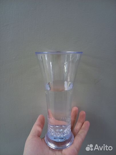 Светящийся стакан