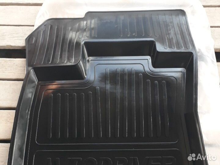 Ковры на рено сандера