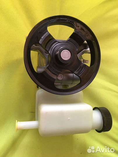 Насос гидроусилителя руля новый CX-7/ Mazda6 GG