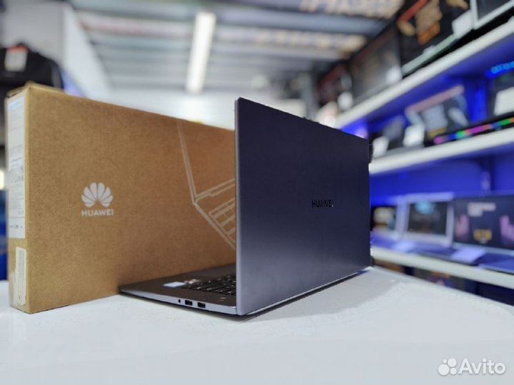 Ноутбук huawei AMD Ryzen 5 8 гб