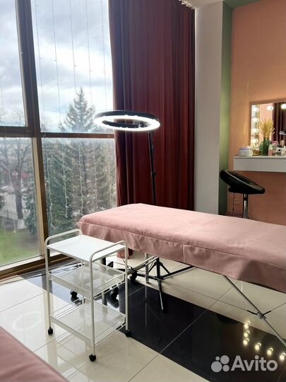 Рабочее место бровиста,лэшмейкера,мастера ПМ