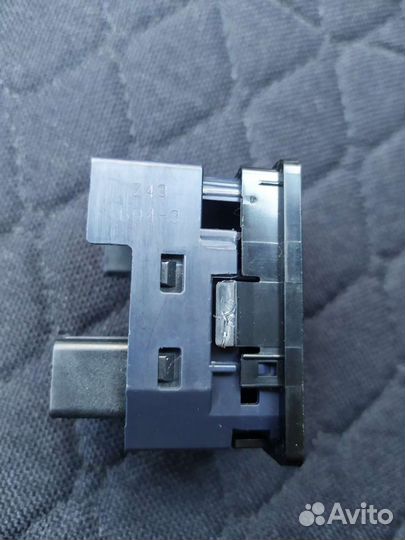 Блок управления зеркалами Тойота Королла