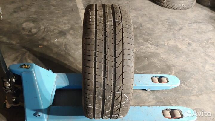 Pirelli P Zero 285/40 R22 106Y