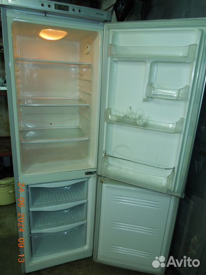 Холодильник Самсунг