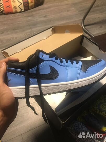 Кроссовки nike air jordan 1low university blue