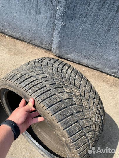 Pirelli P Zero 235/35 R19 и 295/30 R19