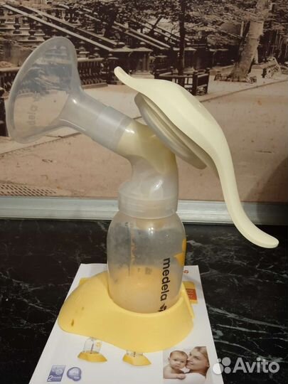 Молокоотсос medela ручной