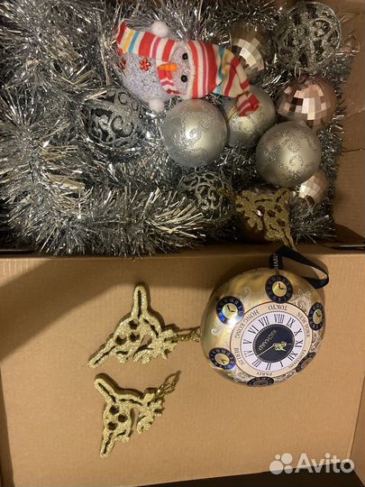 Елочные игрушки