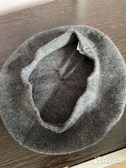 Берет женский новый