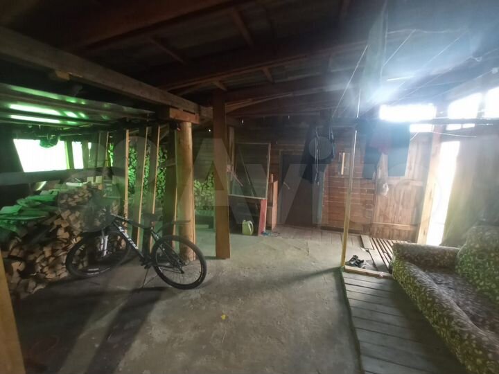 Дом 80 м² на участке 10,05 га