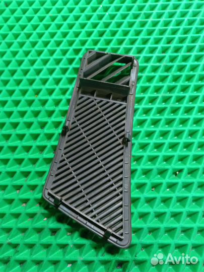 Решетка динамика левая Daewoo Nexia N100