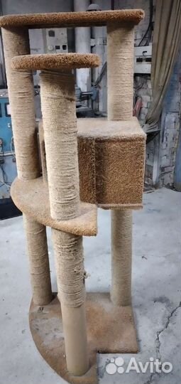 Когтеточка домик для кошки бу