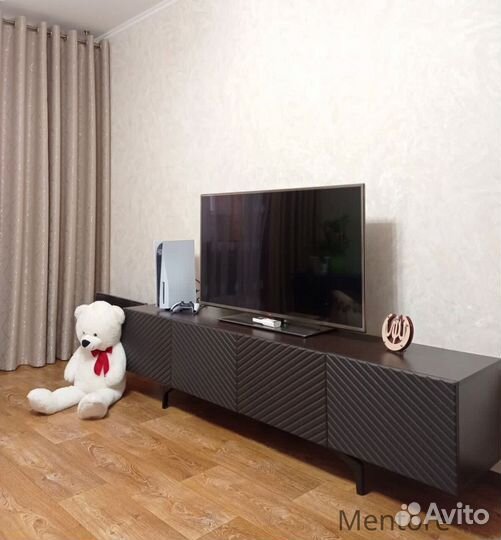 Тумба тв Bravo (на опорах или подвесная)