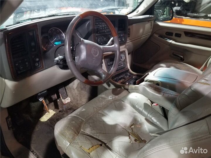 Разбор на запчасти Cadillac Escalade 2 2000-2006