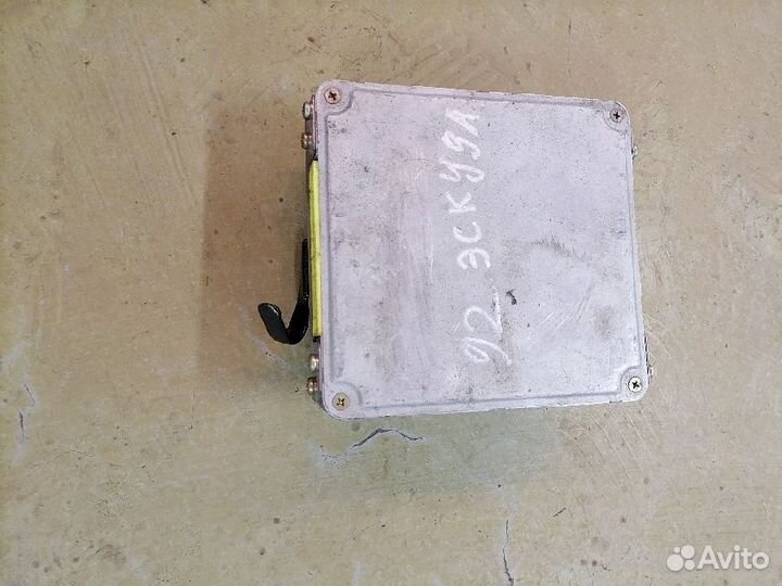 Блок управления двигателем 33920-57B10 Suzuki Escu