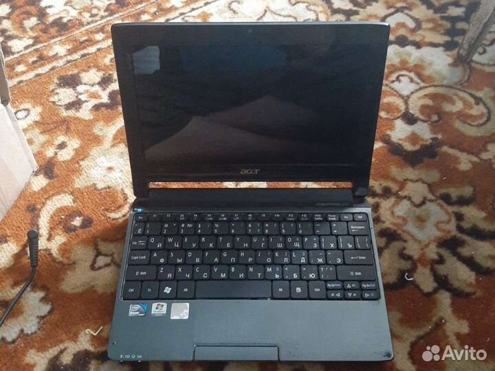 Ноутбук аser aspire one