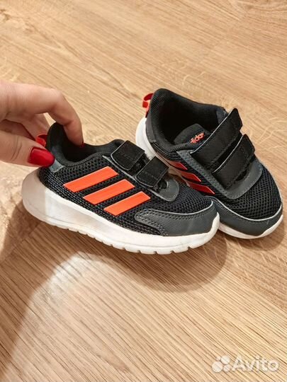 Кроссовки детские adidas 23 размер