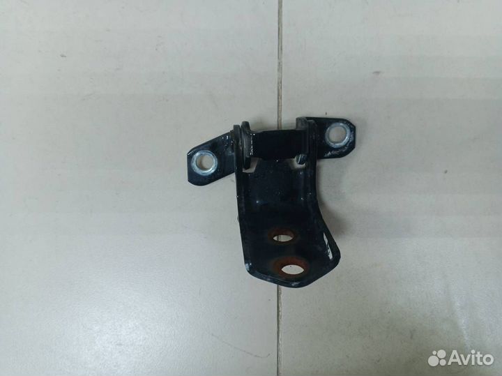 Петля двери задней правой нижняя Mazda CX-7 ER 2006-2012