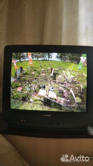 Телевизор б/у