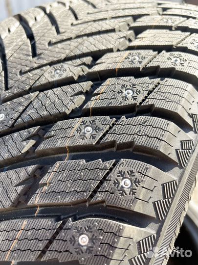 Grenlander Icedefensor Stud II 315/35 R21 102T