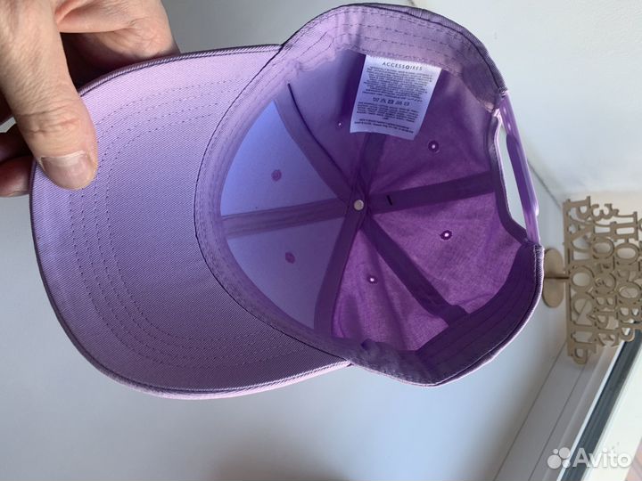 Бейсболка новая