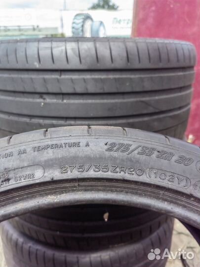 Michelin Pilot Super Sport 245/40 R20 и 275/35 R20