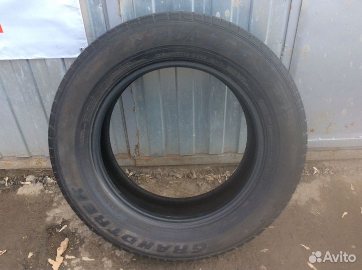 Dunlop Grandtrek ST1 225/65 R17 102H