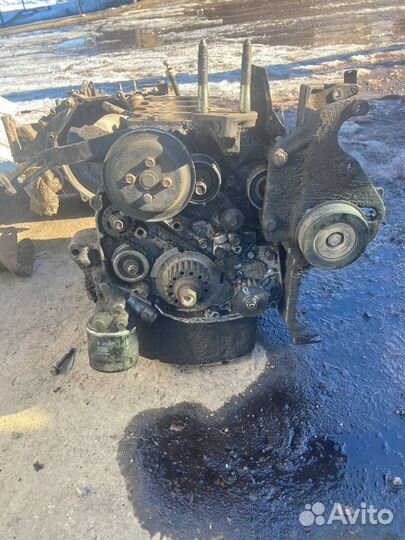 Блок двигателя по частям mitsubishi galant 8