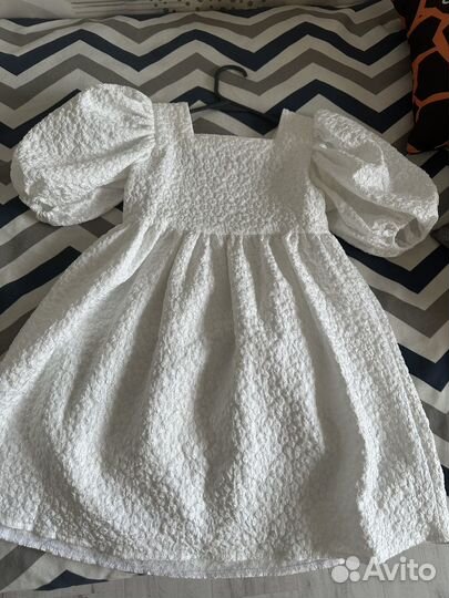 Продам платья на девочку
