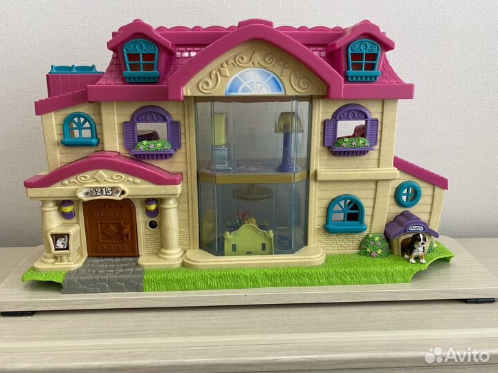 Кукольный домик с мебелью
