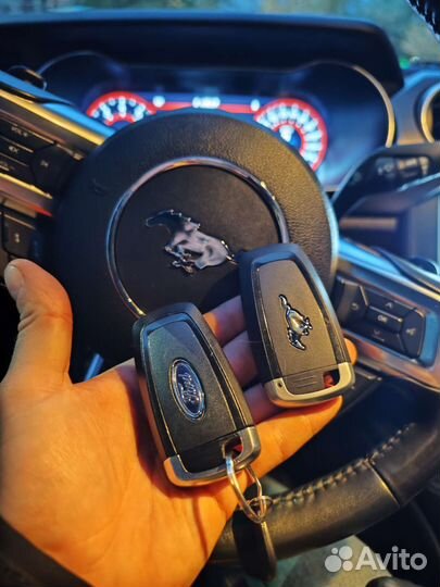 Ключ Ford Mustang 902 мгц