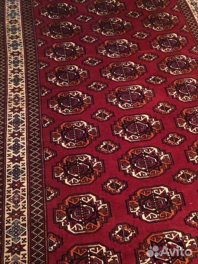 Ковер шерстяной ручной работы