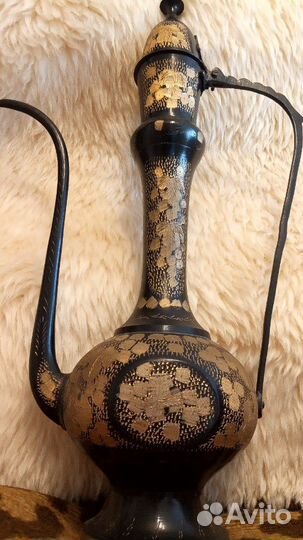 Кувшин латунный Индия